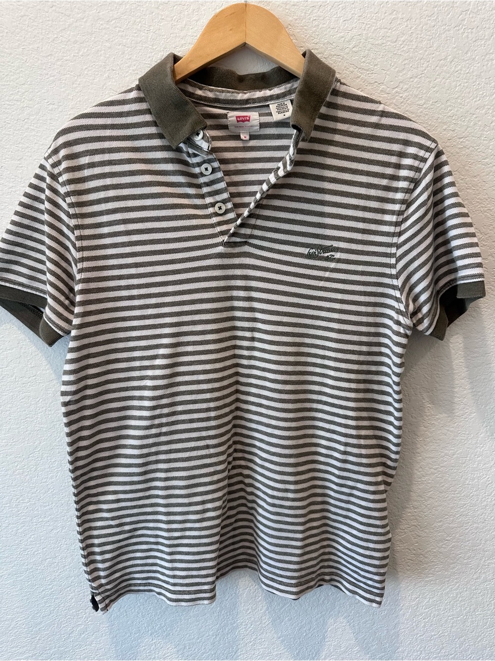 Levis Men Olive Green White Striped Pique Polo Shirt Short Sleeve Logo M